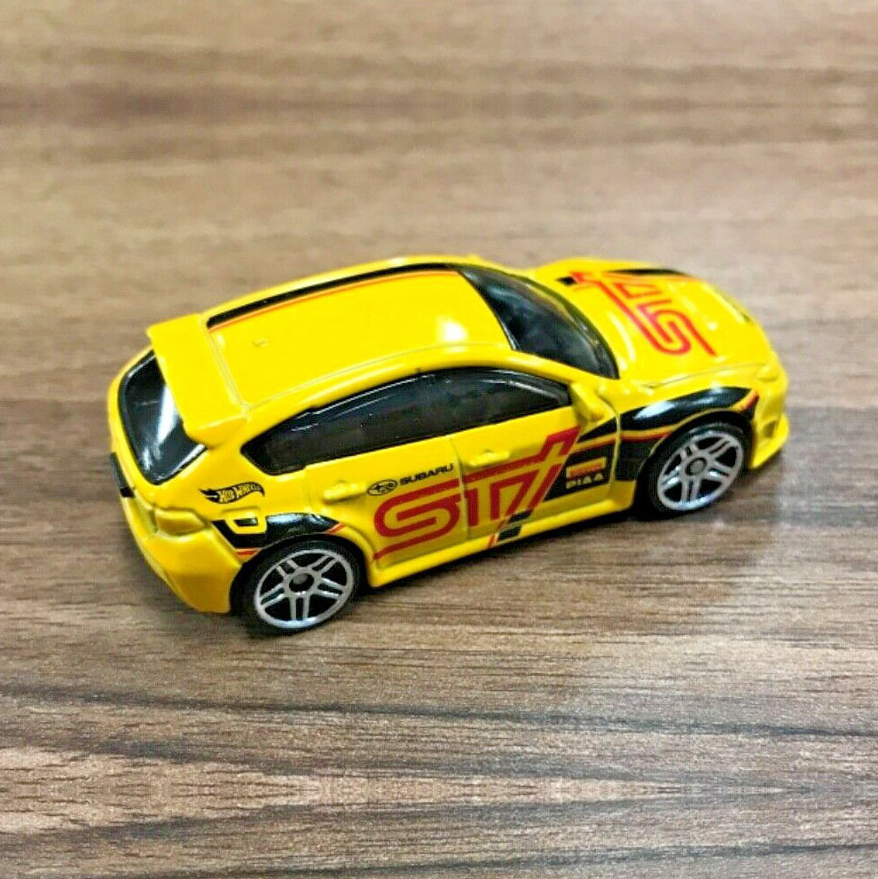 SUBARU IMPREZA STI - AMARILLO · imagen 3